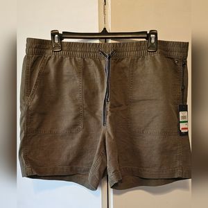 Tommy Hilfiger NWT Shorts- Large